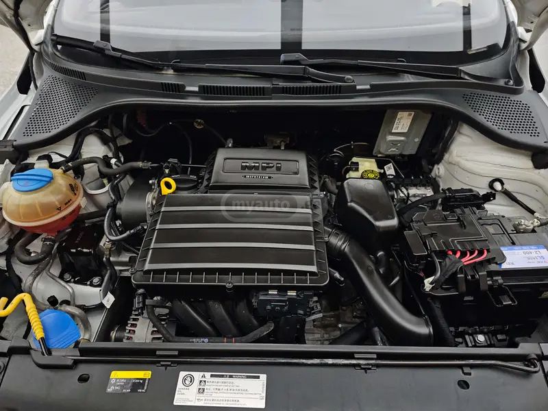 Volkswagen Jetta - фото 6