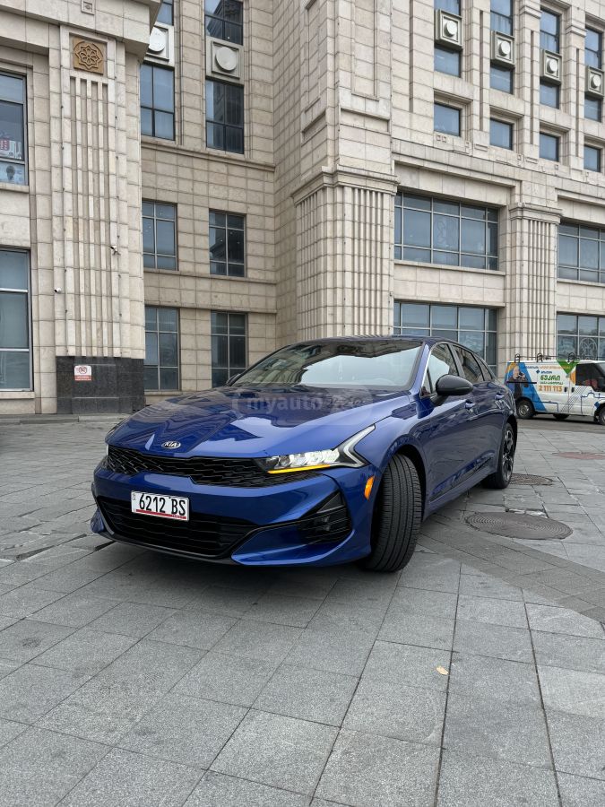 Kia K5 - фото 3
