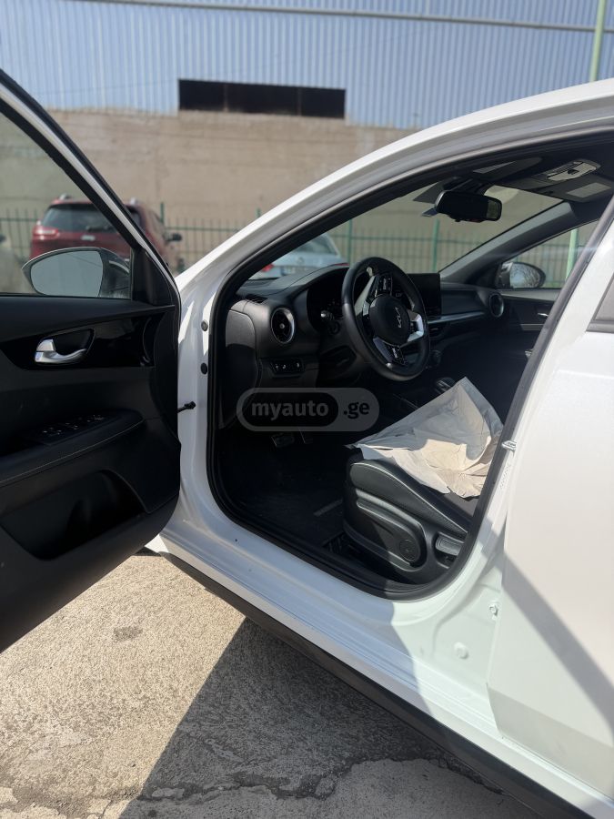 Kia Forte Gt-line 2025 — миниатюра 6