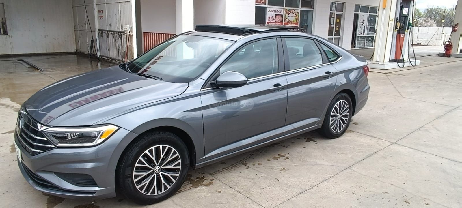 Volkswagen Jetta - фото 11