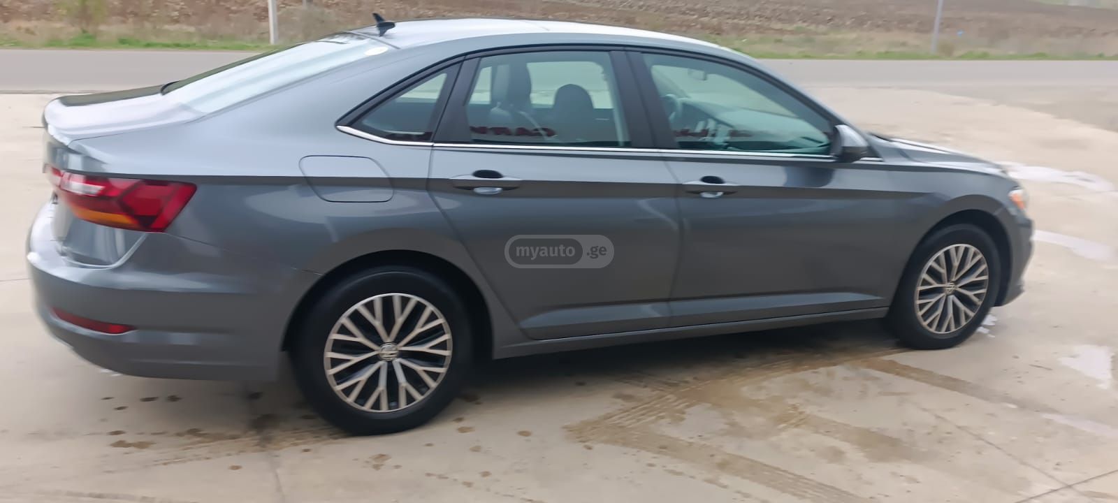 Volkswagen Jetta - фото 12