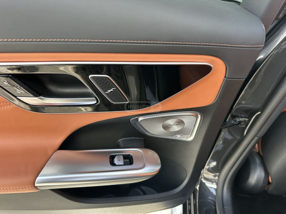 Mercedes-Benz C 63 AMG - фото 8