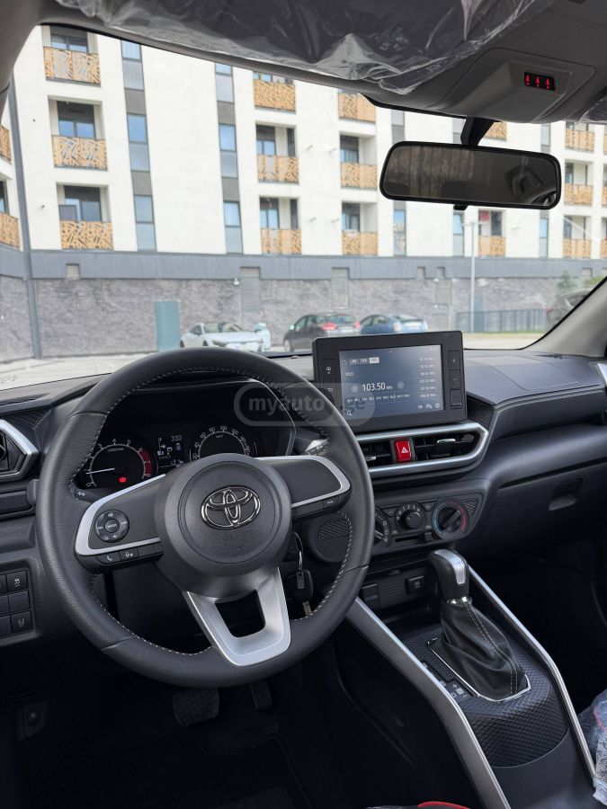 Toyota Raize - фото 11