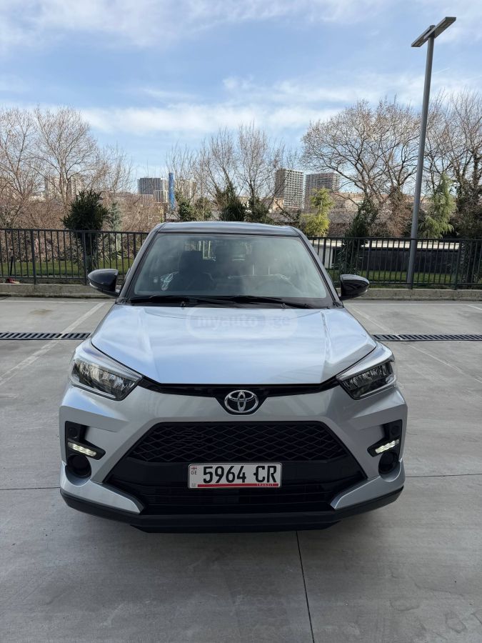 Toyota Raize - фото 2