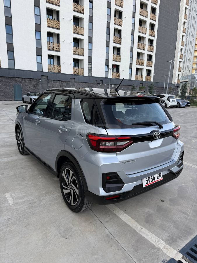 Toyota Raize - фото 6