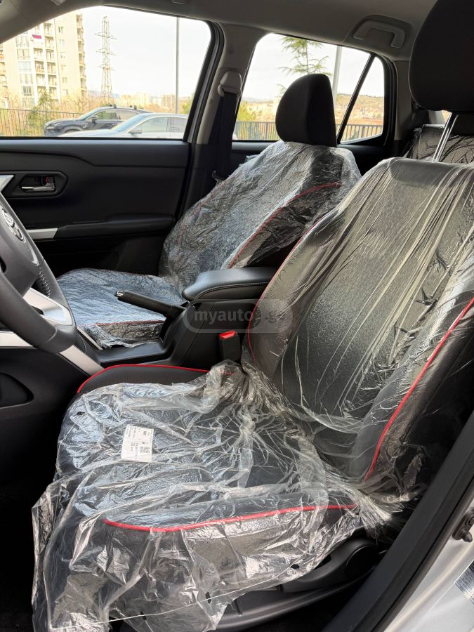 Toyota Raize - фото 9