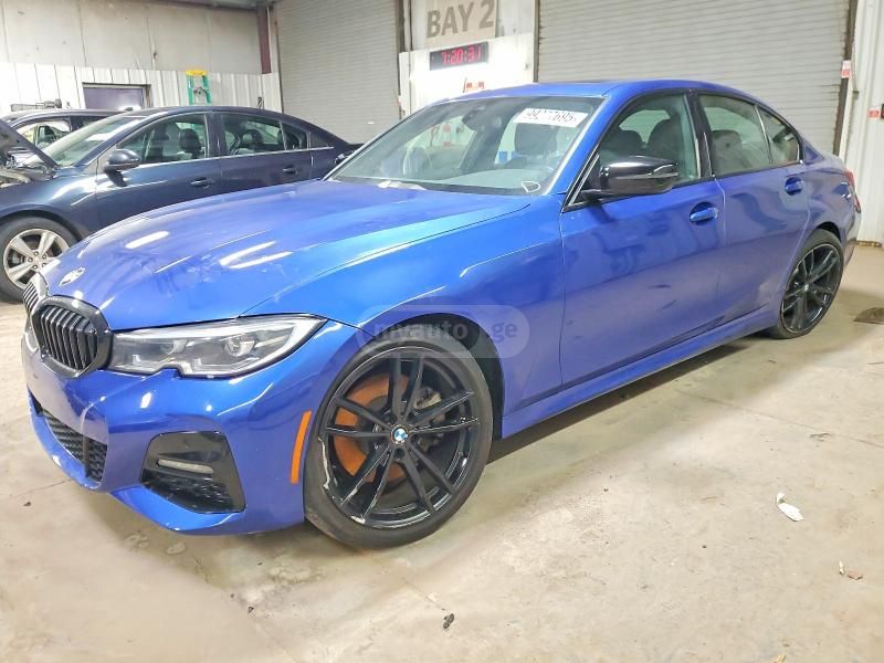 BMW 330 - фото 1