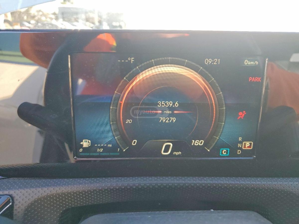 Mercedes-Benz CLA 250 - фото 9