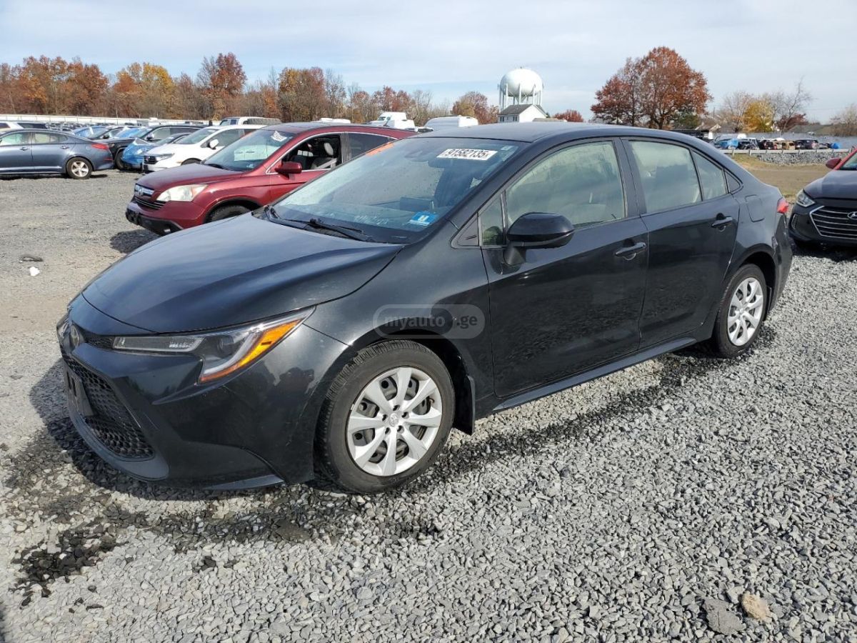 Toyota LE 4dr Sedan CVT — миниатюра 1