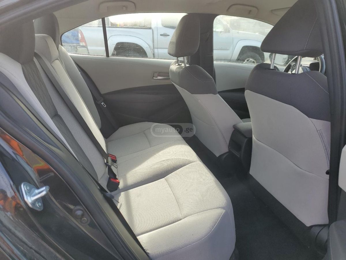 Toyota LE 4dr Sedan CVT — миниатюра 9