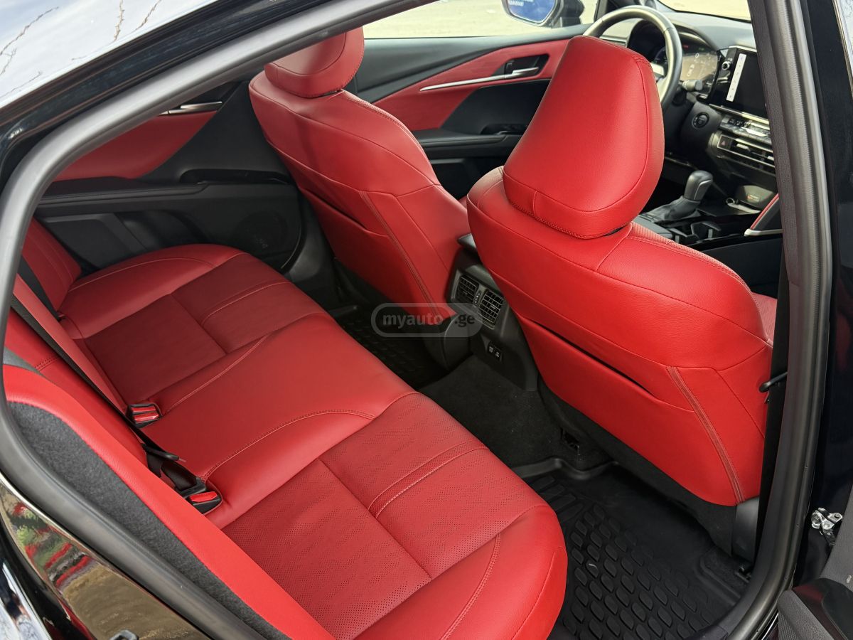 Toyota Camry - фото 11