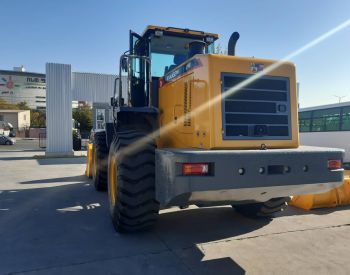 CATERPILLAR 2019