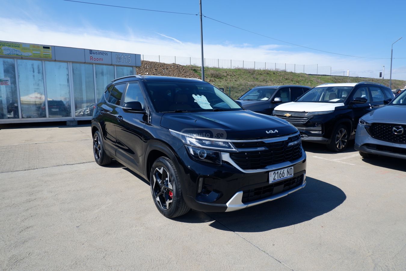 Kia Seltos 2023 — миниатюра 3