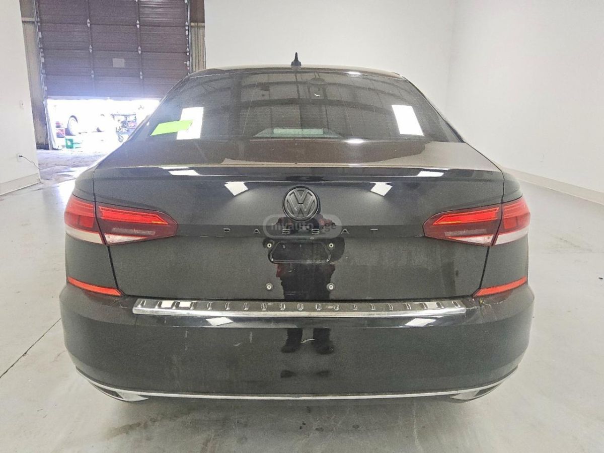 Volkswagen Passat - фото 6