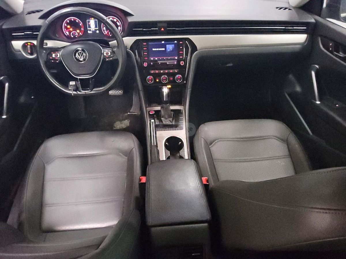 Volkswagen Passat - фото 7