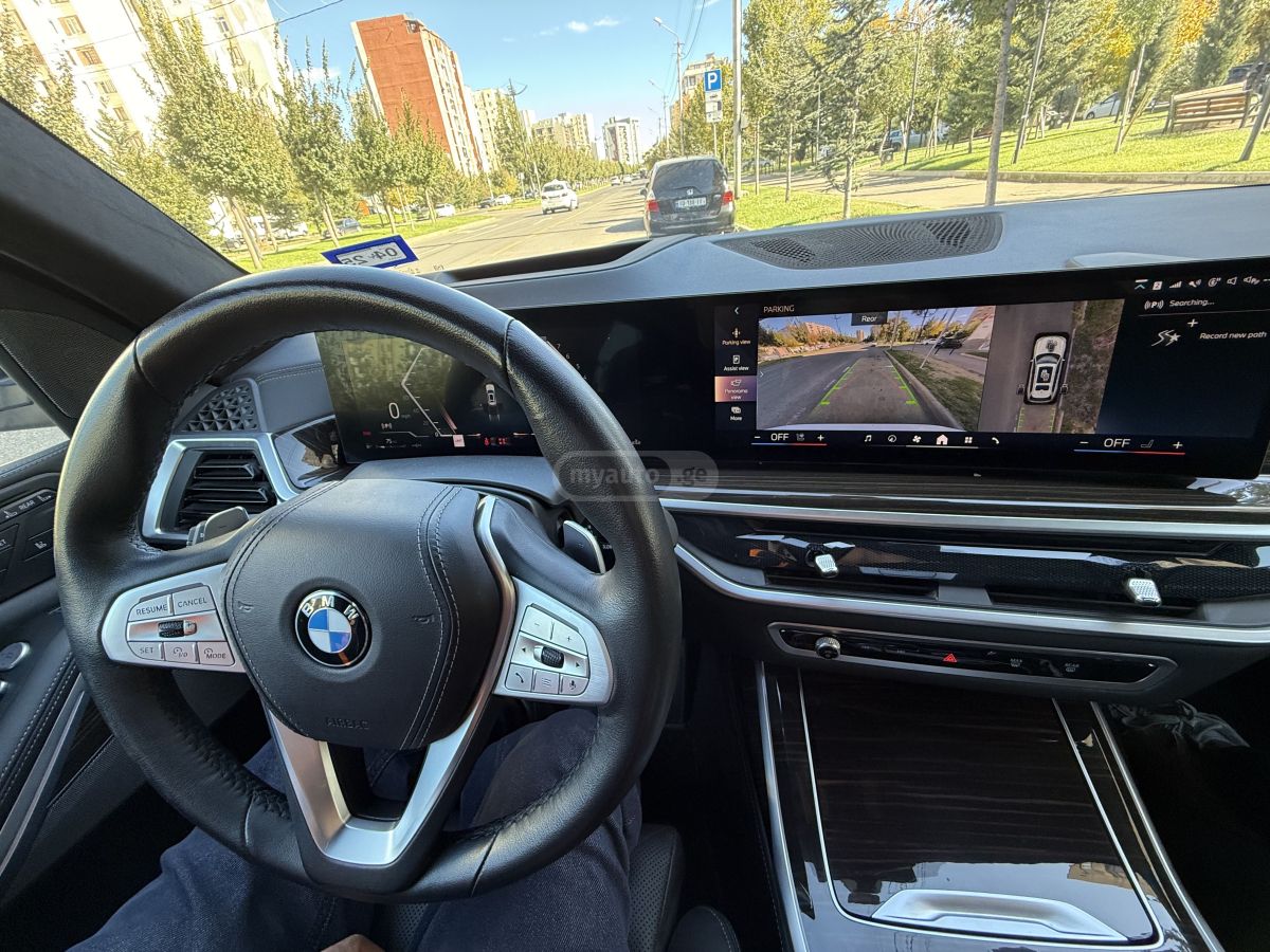 BMW xDrive40i 4dr All-Wheel Drive — миниатюра 12