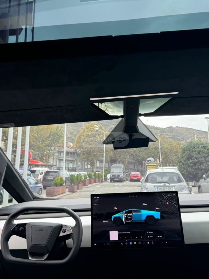 Tesla Cybertruck All wheel drive 2024 — миниатюра 5