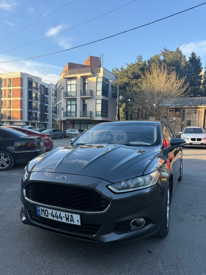 Ford Fusion - фото 3