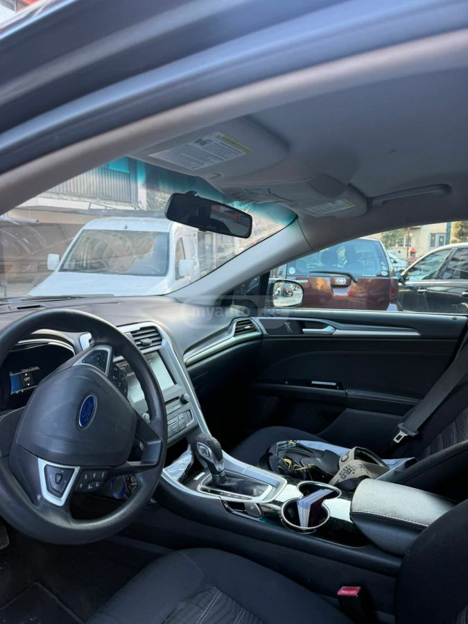 Ford Fusion - фото 5