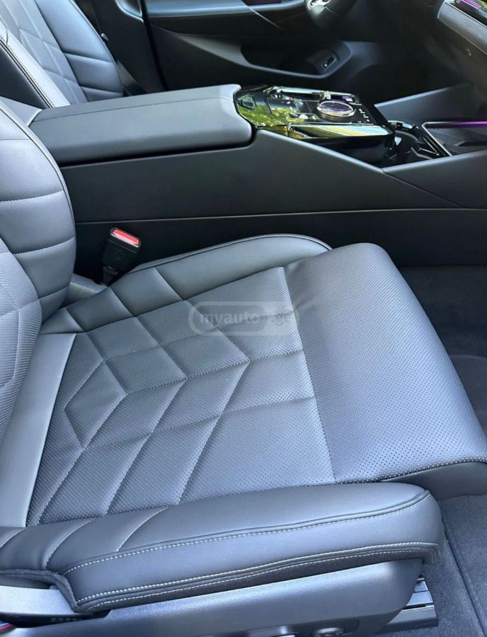 BMW 520 M Sport 2024 — миниатюра 5