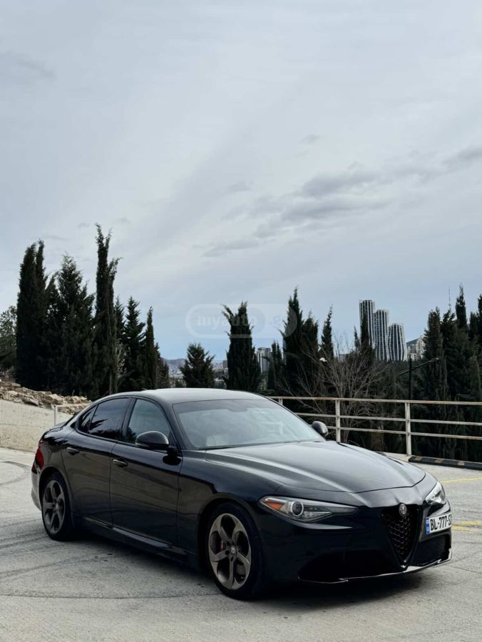 Alfa Romeo Giulia - фото 3