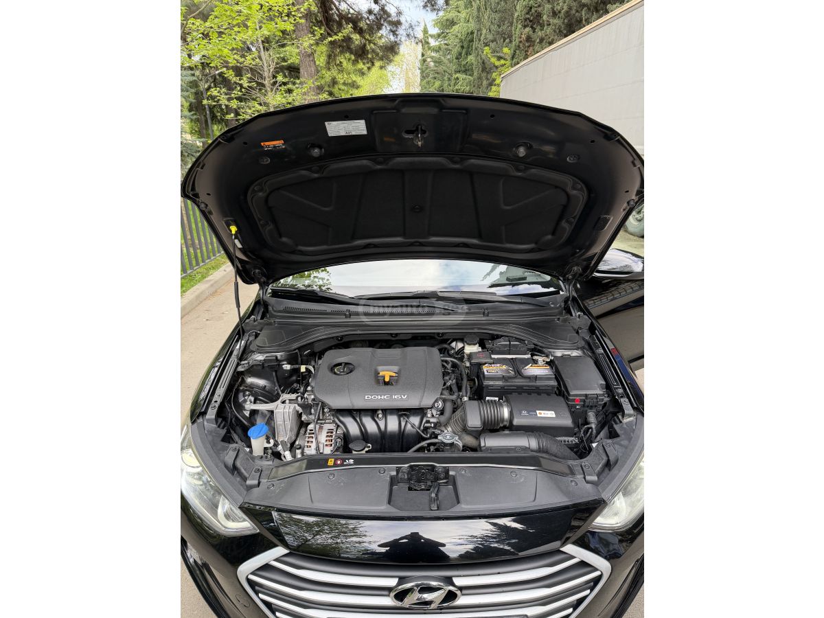 Hyundai Elantra - фото 6