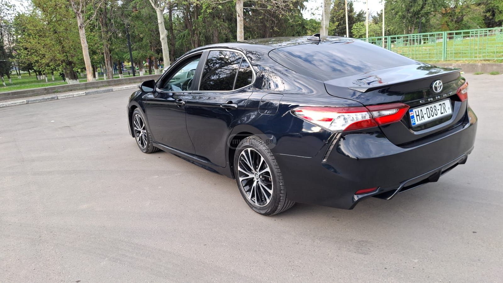 Toyota Camry - фото 5
