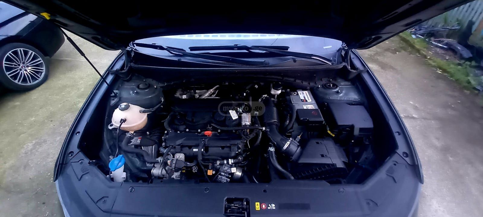 Hyundai Limited 4dr Front-Wheel Drive — миниатюра 5