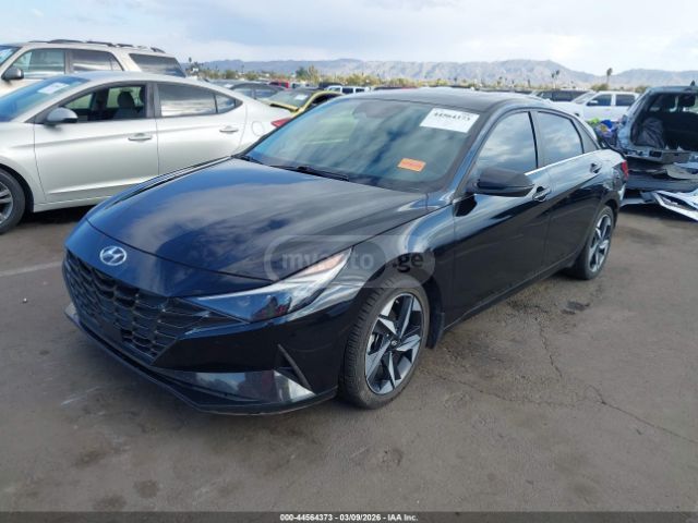 Hyundai Elantra - фото 2