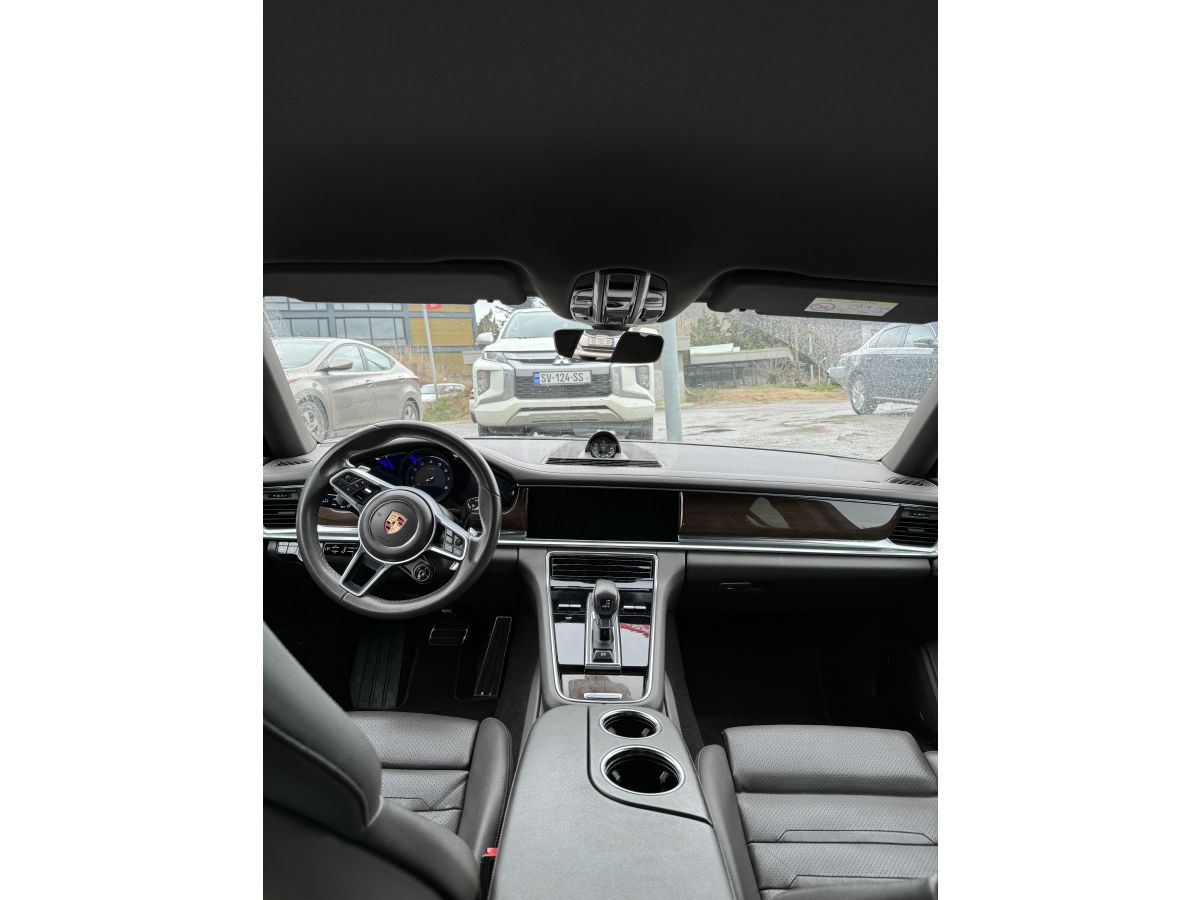 Porsche Panamera - фото 11