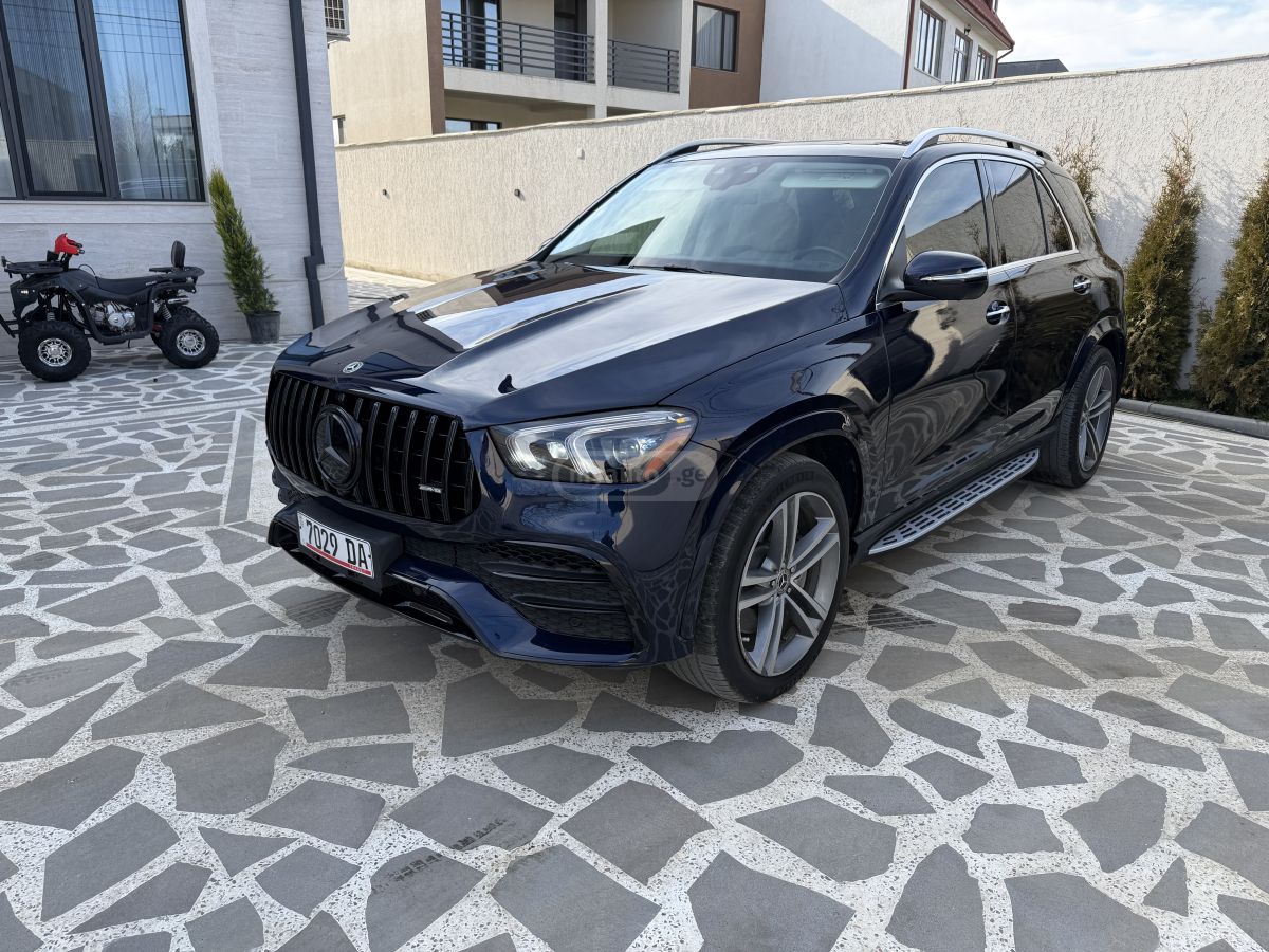 Mercedes-Benz Base GLE 450 4dr All-Wheel Dri — миниатюра 1
