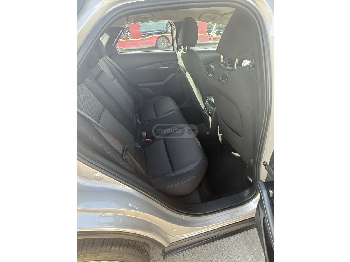 Mazda CX-30 - фото 12