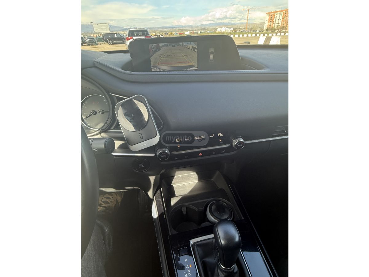 Mazda CX-30 - фото 14