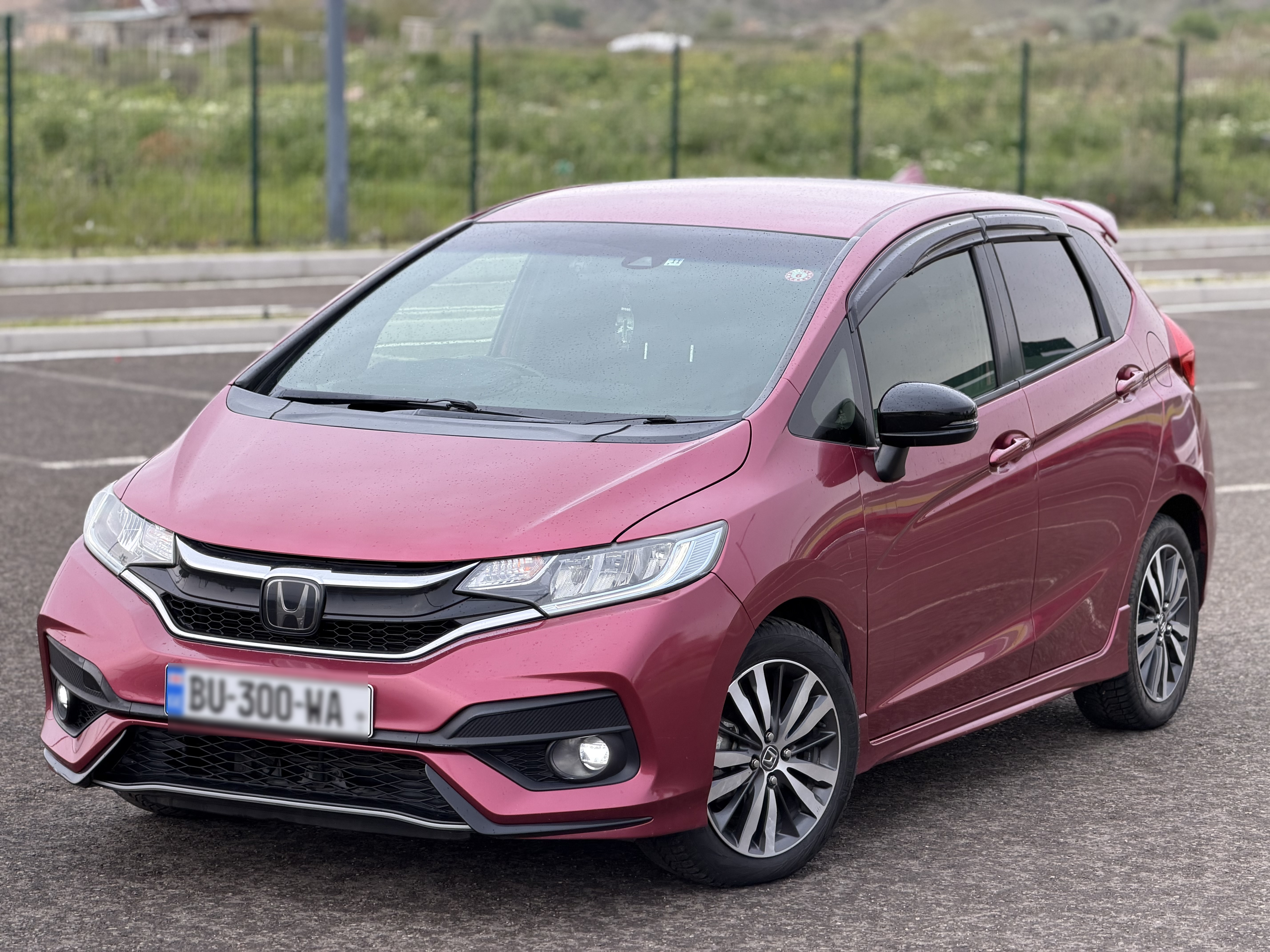 Honda Fit - фото 1