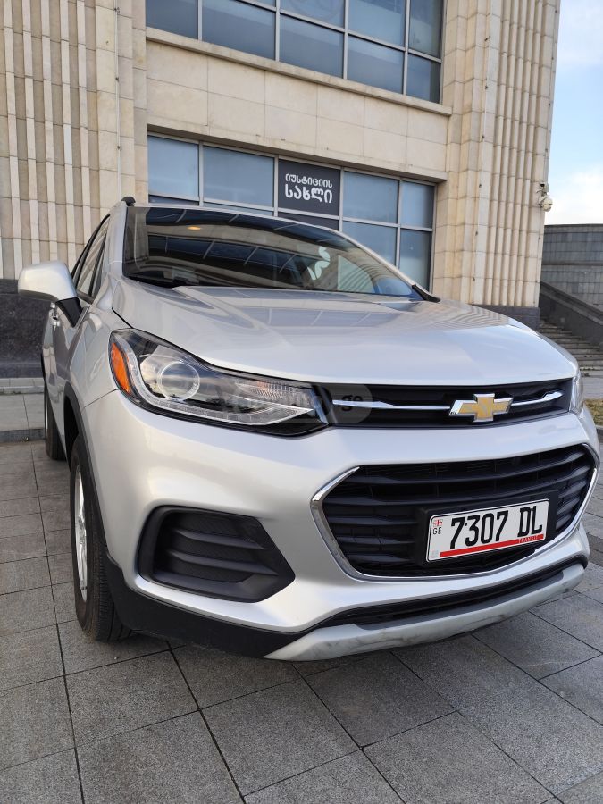 Chevrolet Trax - фото 1