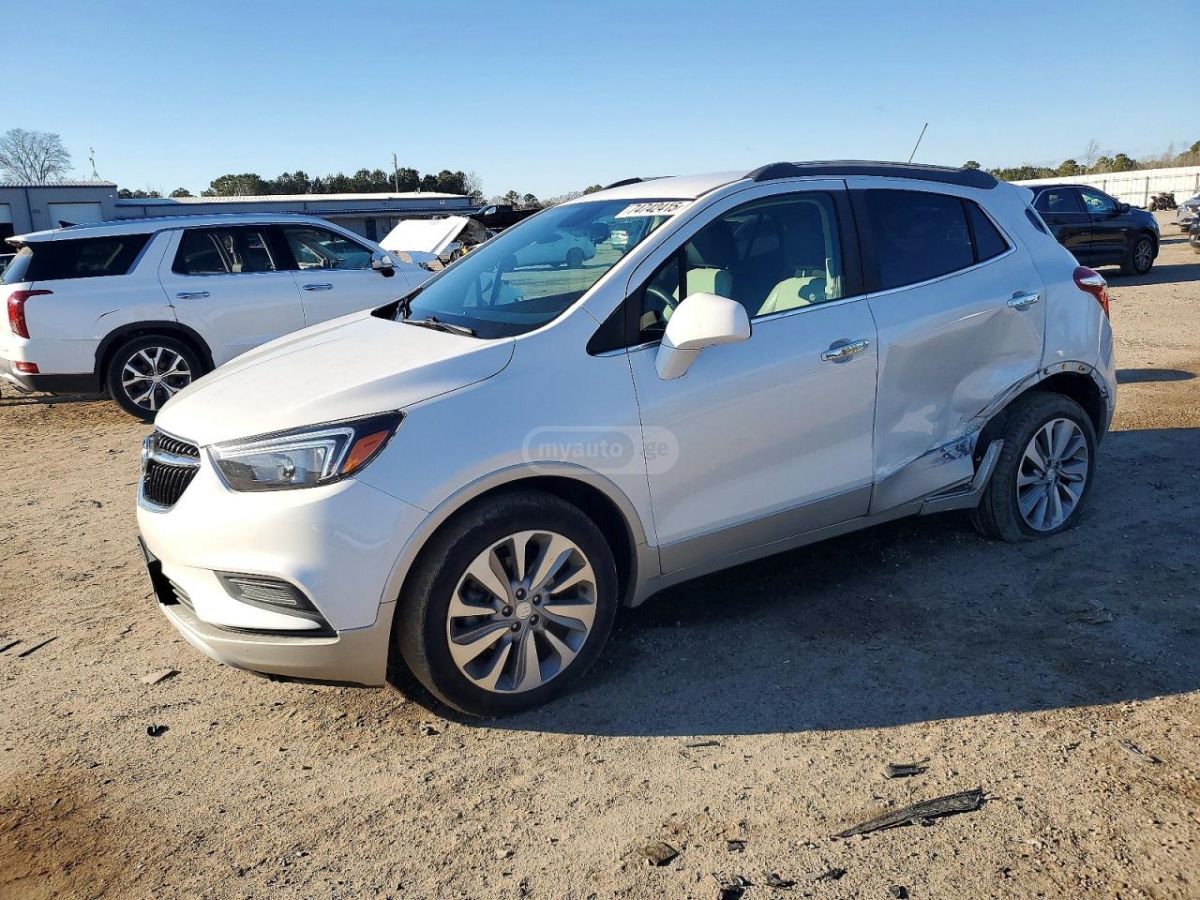 Buick Encore - фото 1