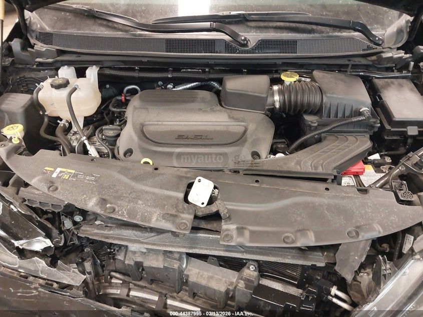 Chrysler Pacifica 2024 — миниатюра 9