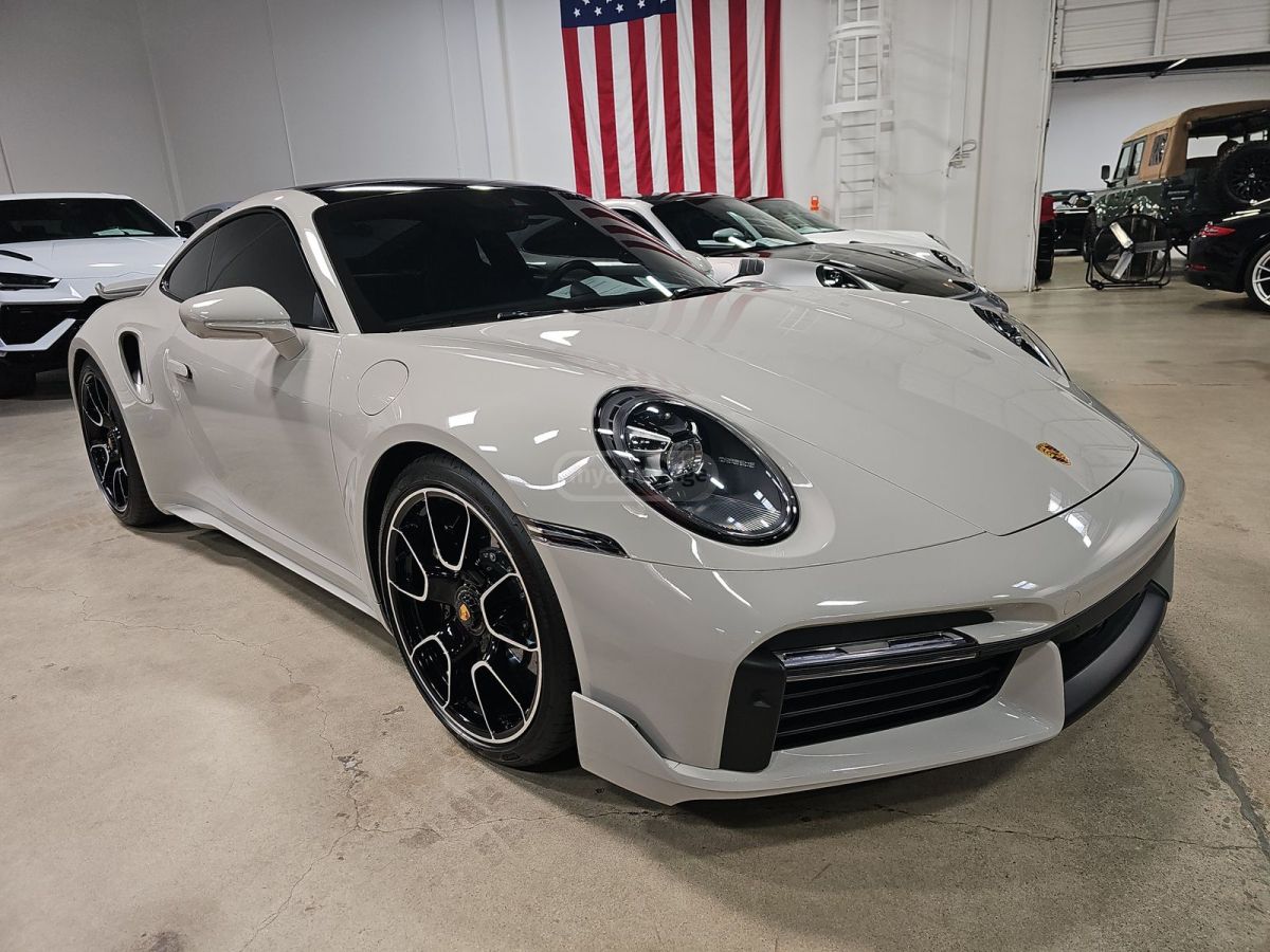 Porsche 911 - фото 1