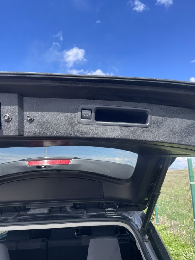 Toyota Highlander - фото 13