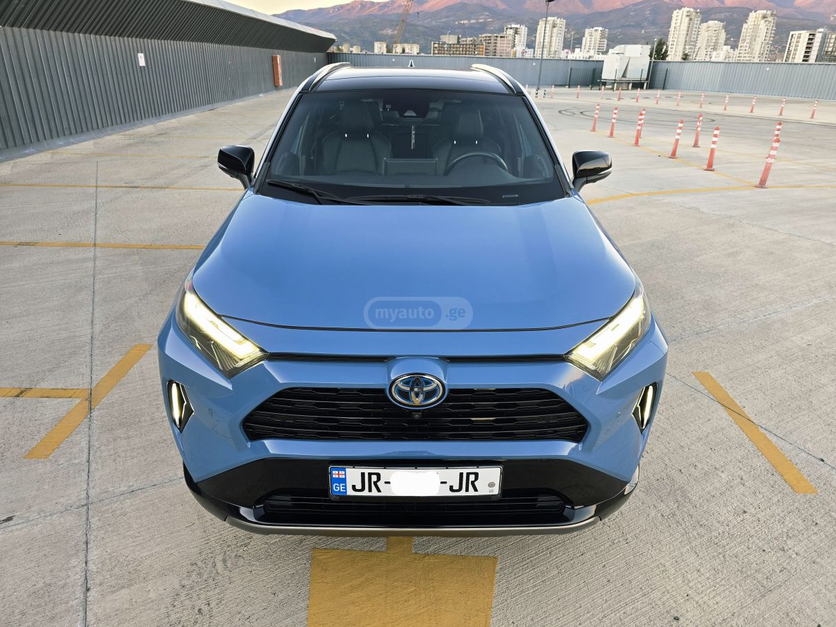 Toyota XSE HYBRID - FULL Options — миниатюра 6