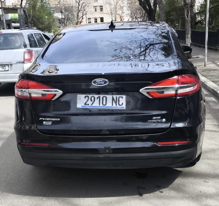 Ford Fusion - фото 6