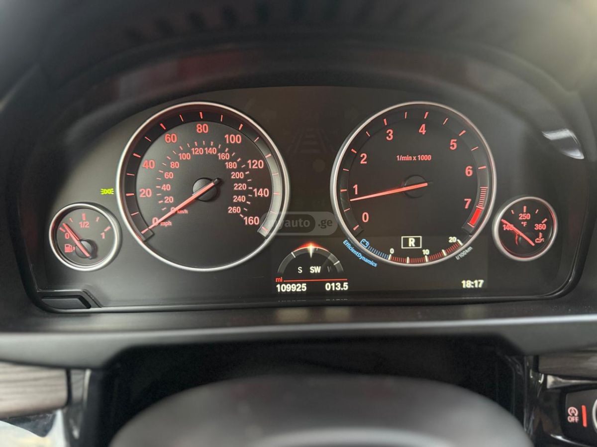 BMW X5 - фото 11