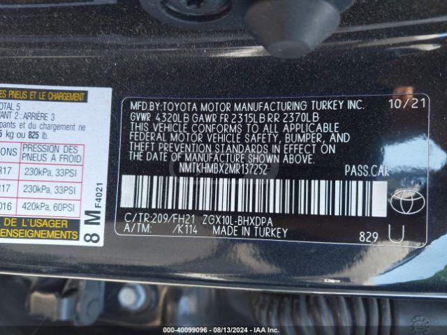 Toyota LE 4dr Front-Wheel Drive Sport — миниатюра 14