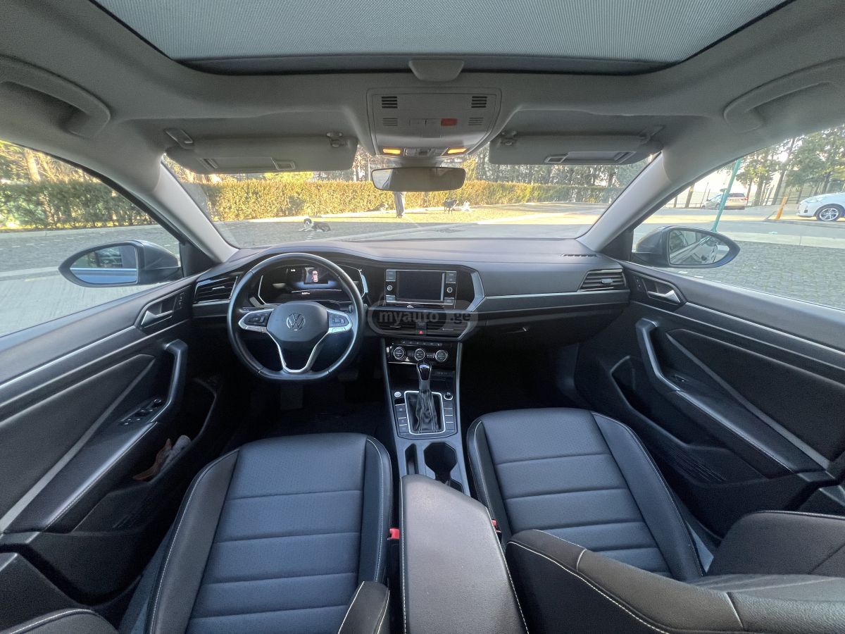 Volkswagen Jetta - фото 11