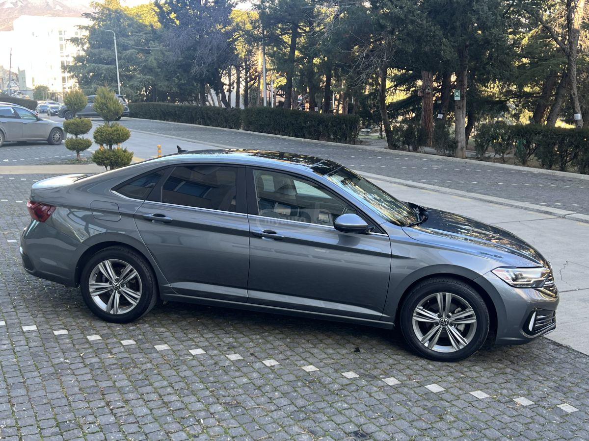 Volkswagen Jetta - фото 15