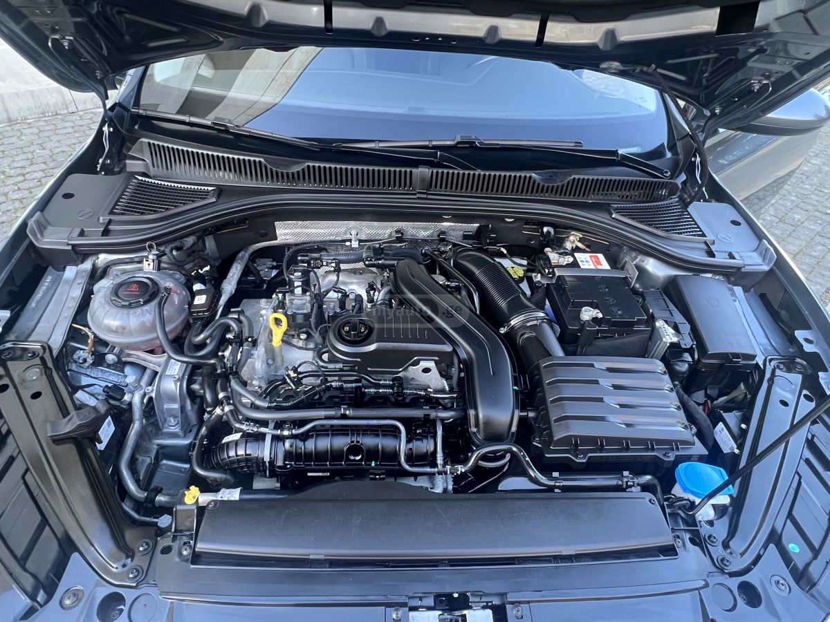 Volkswagen Jetta - фото 9