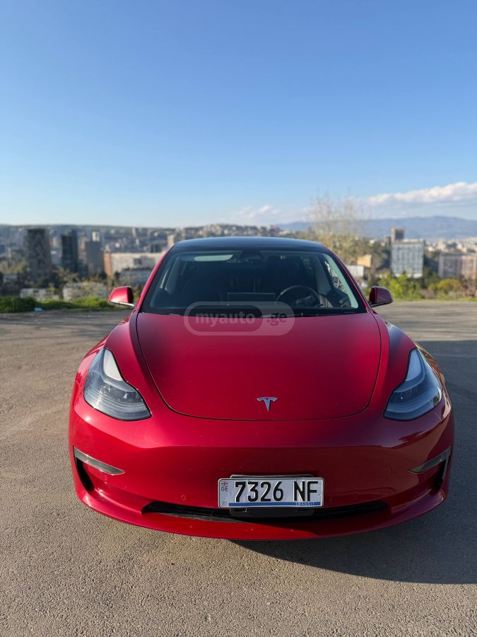 Tesla Model 3 - фото 3