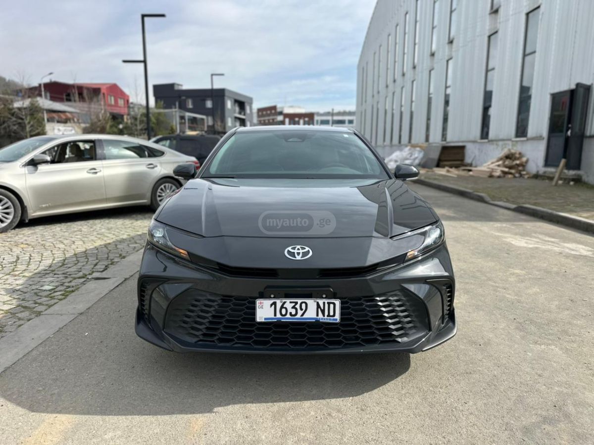 Toyota Camry - фото 10