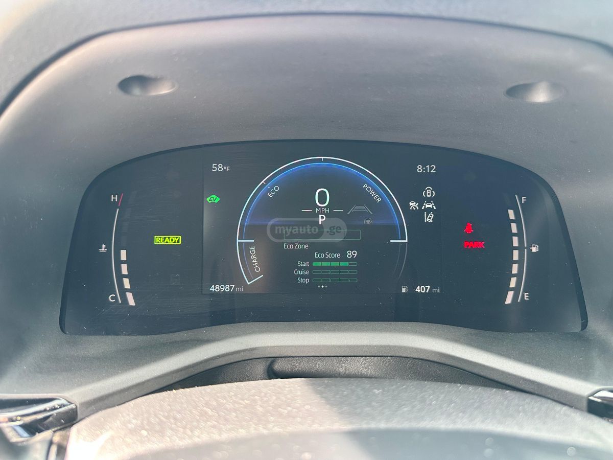 Toyota Camry - фото 4