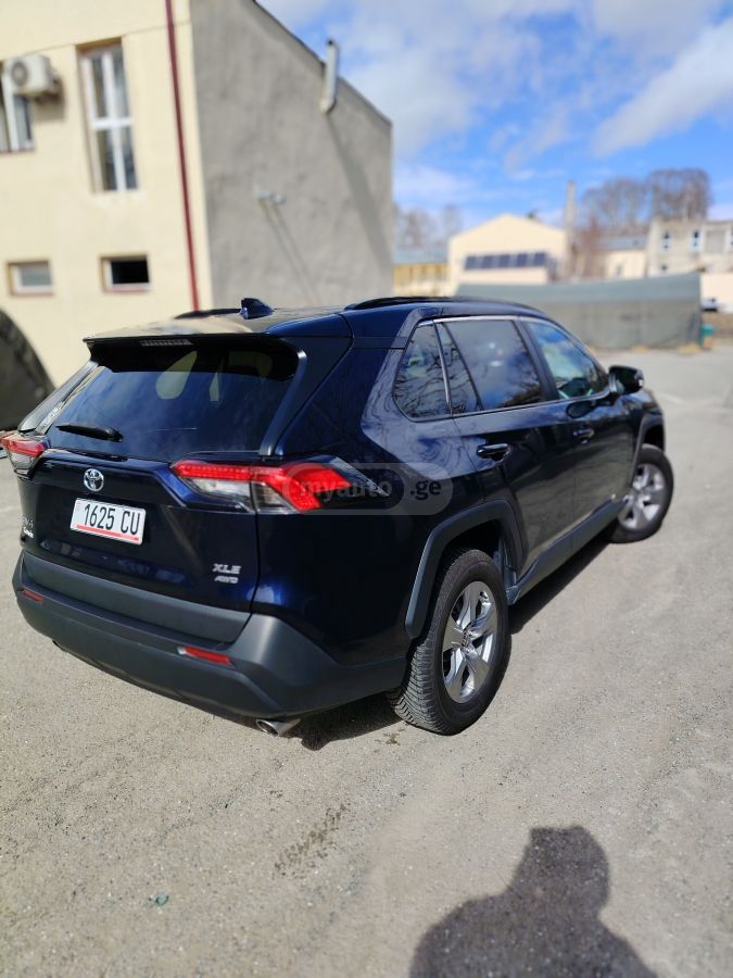 Toyota RAV 4 - фото 12
